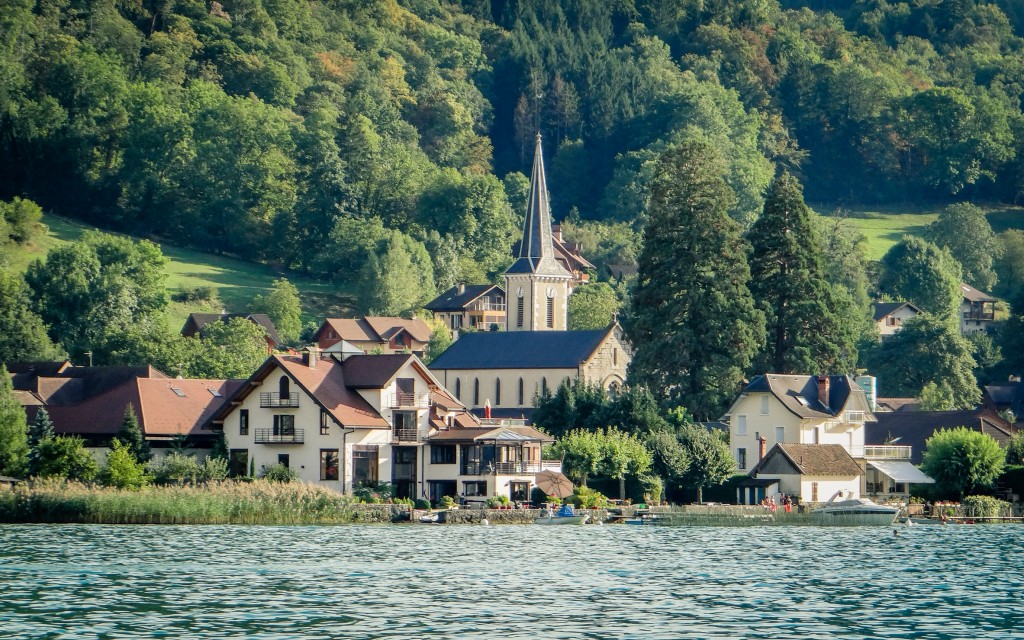 Duingt et son église